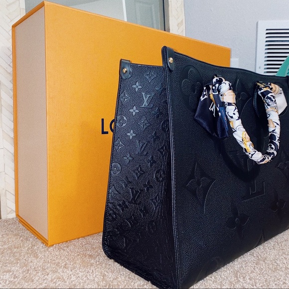 Louis Vuitton On-The-Go Empreinte Leather - Picture 4 of 9